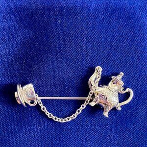 Avon Vintage Silver Tone Teapot and Cup Brooch Pin 1980's Era Jewelry